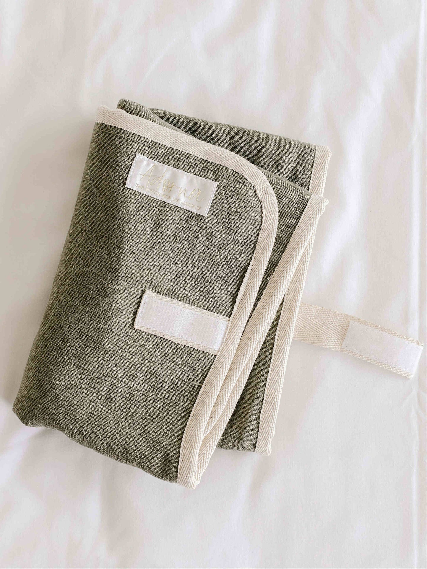 Tapis à langer pliable à emporter en voyage